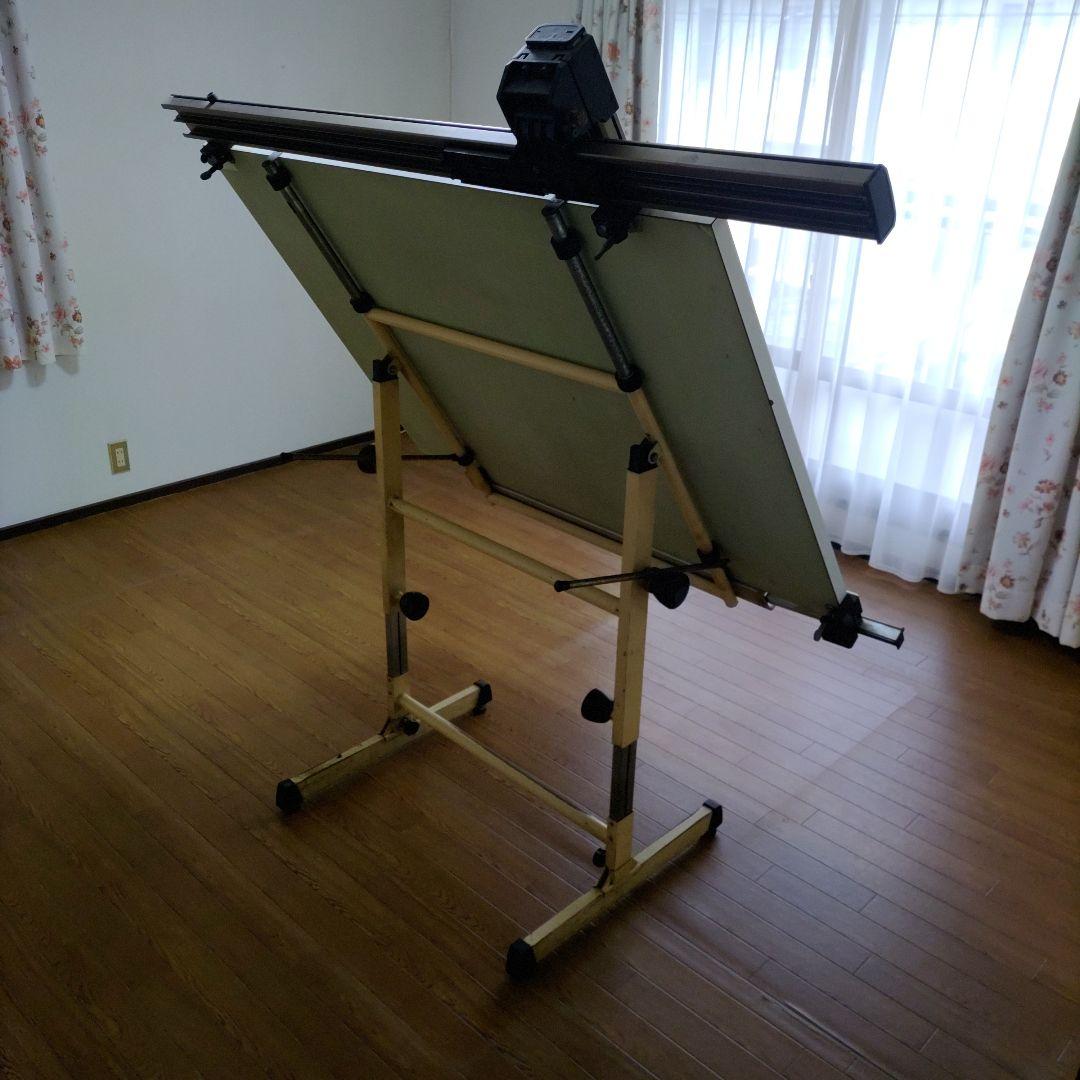 製図用ドラフター