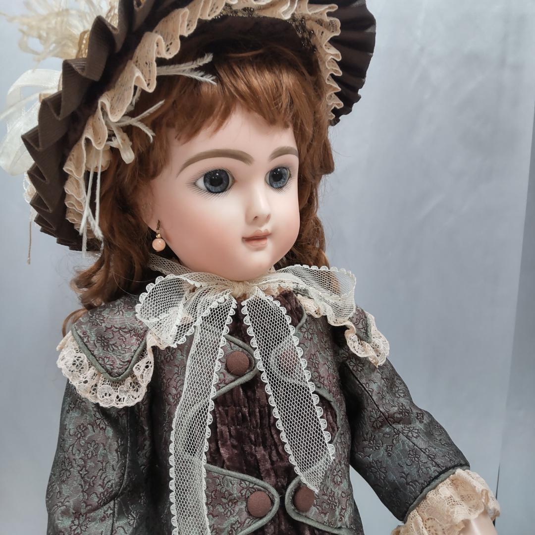 ベベフルール　アンティークドール　リプロ　作家　大きい人形