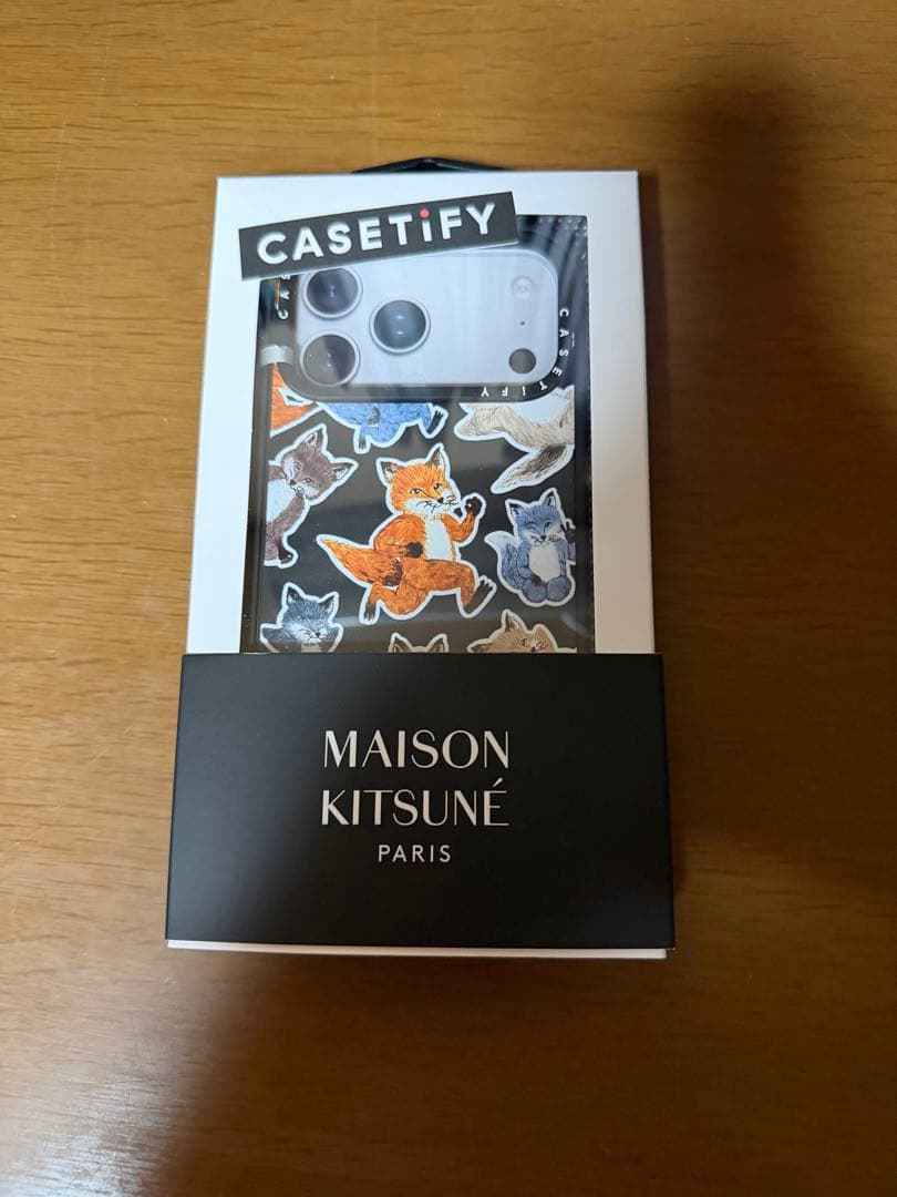 CASSETiFY MAISON KITSUNÉ iPhone17Pro MAX