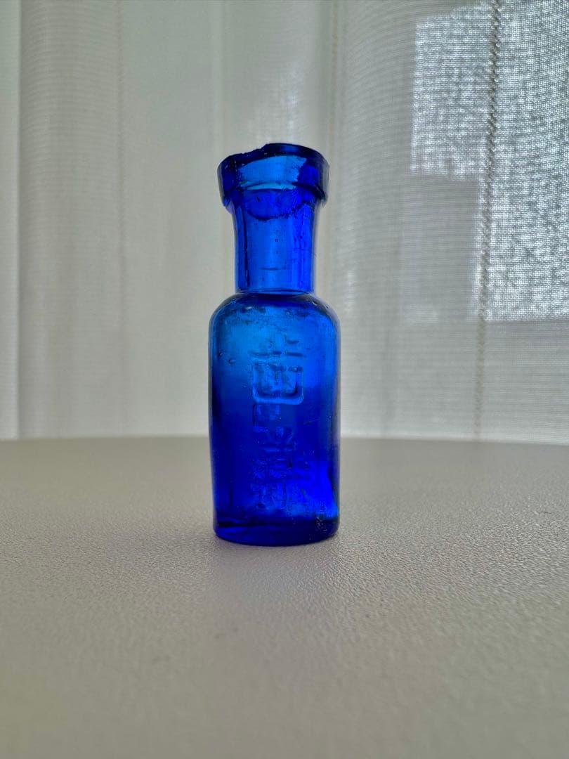 瓶　骨董品　レトロ瓶　ガラス瓶　薬瓶　歯薬　天國堂