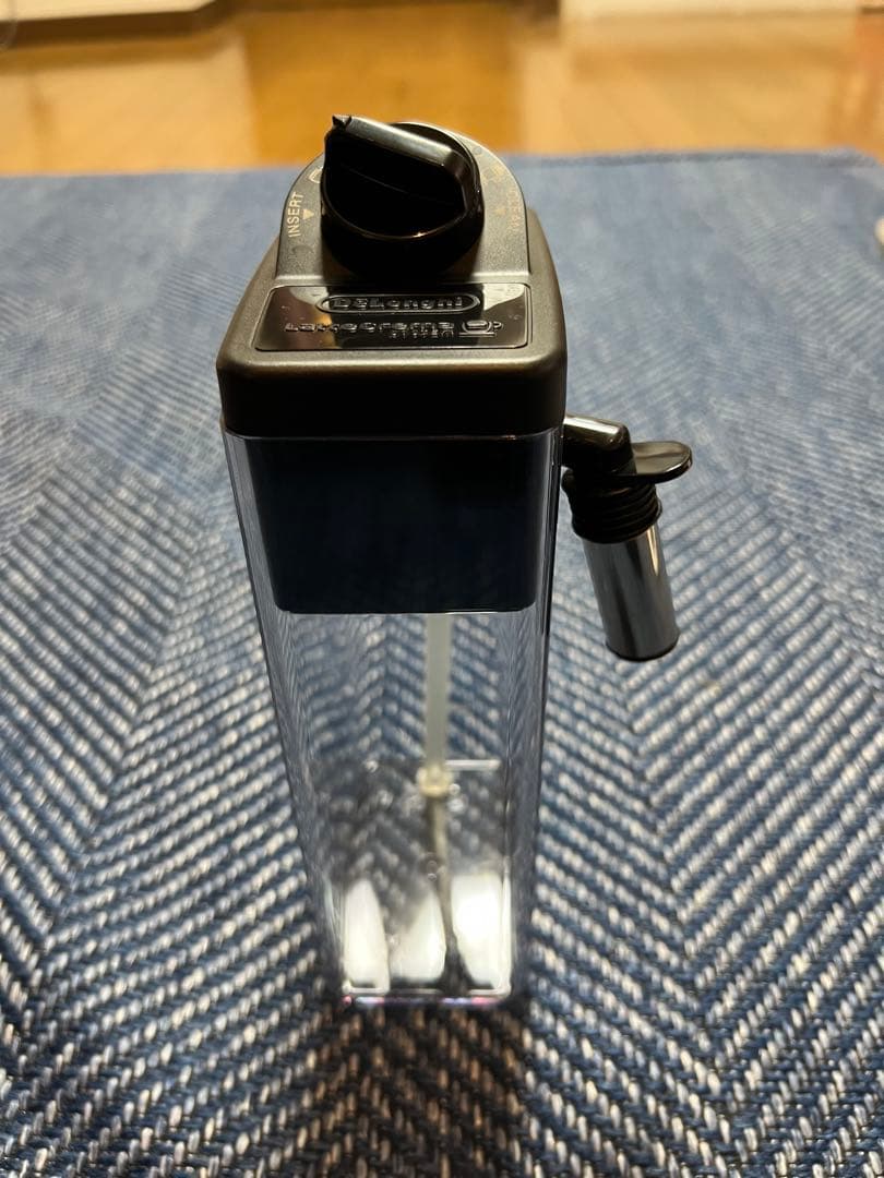 デロンギ　ミルクコンテナ