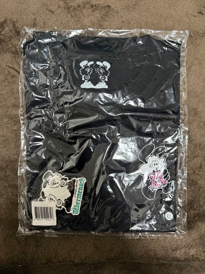 VERDY X ÜBERMENSCH FAM T-SHIRT (BLACK)