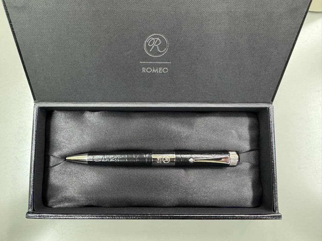 ROMEO no.3 ボールペン　レザー　クロコ型押し