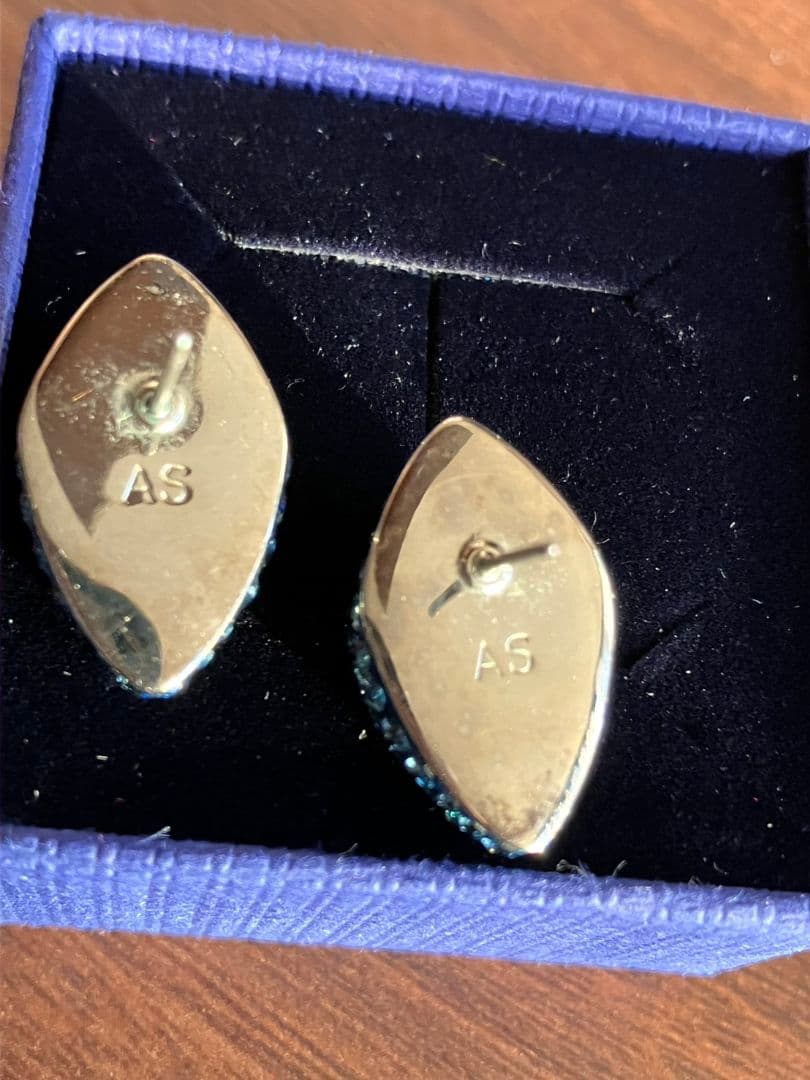 ★SWAROVSKI　スワロフスキー　ピアス【両耳用】アトリエスワロフスキー