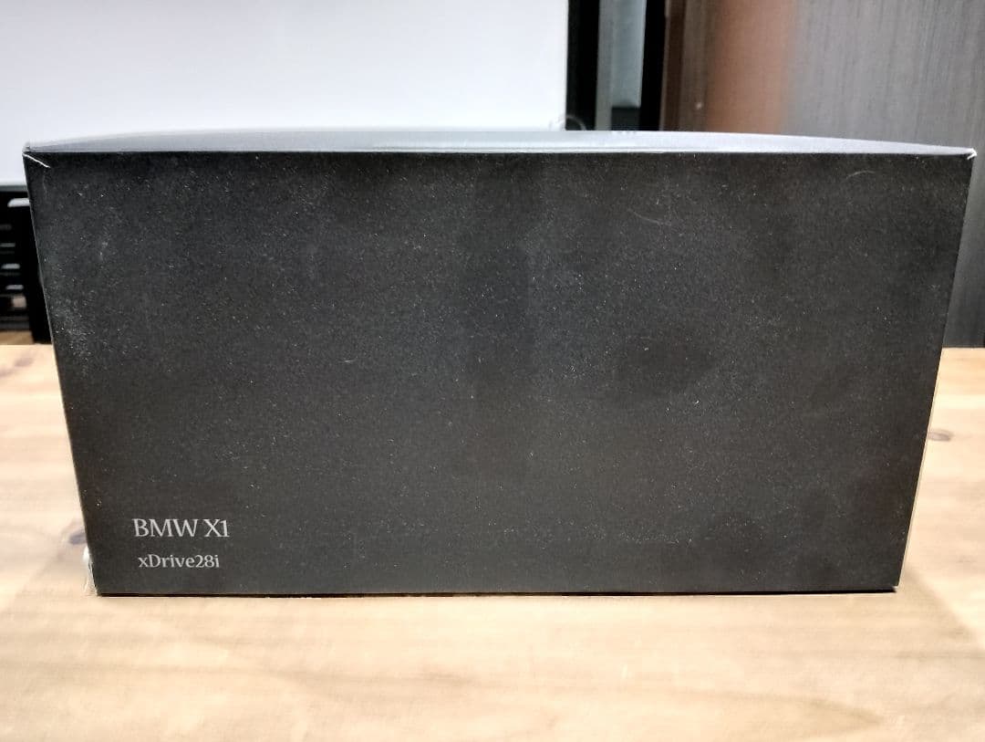 1/18 京商　BMW X1 xDrive28i ミニカー　サファイアブラック