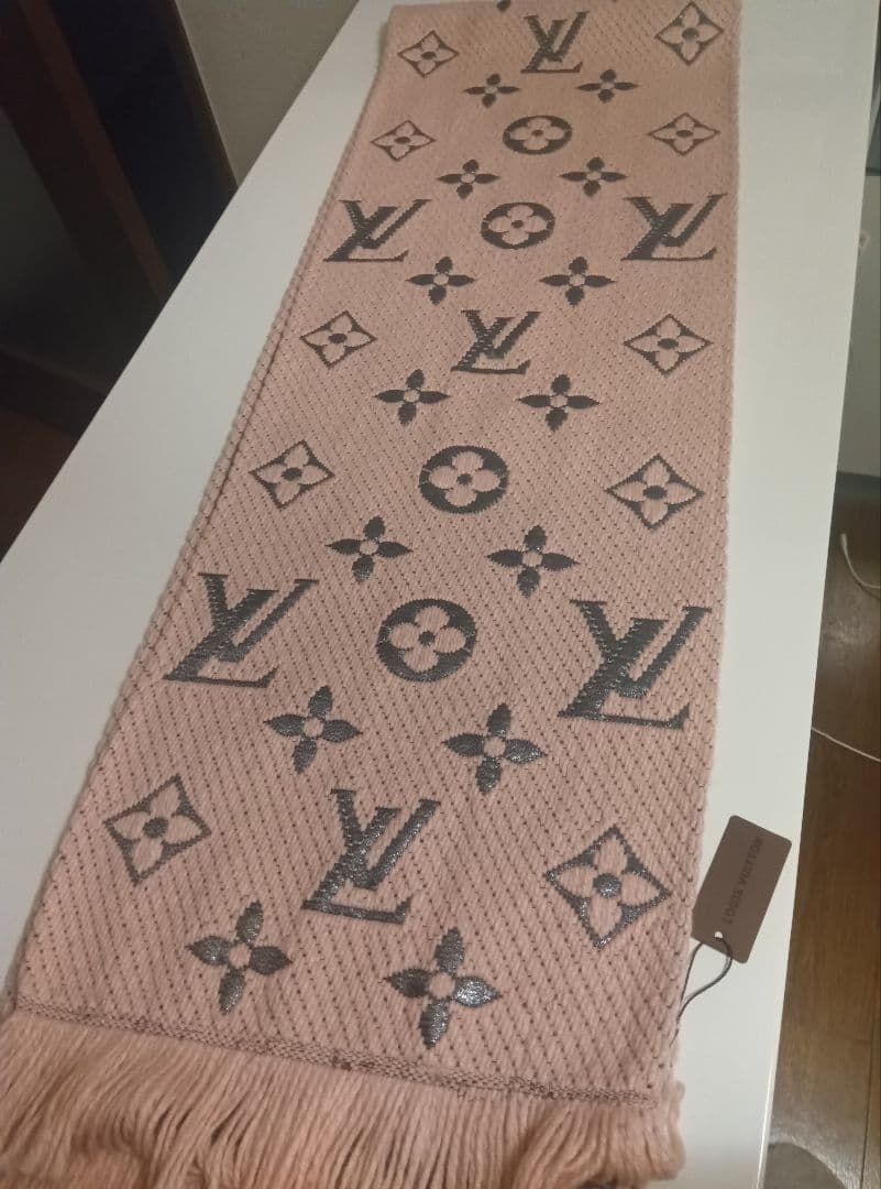 Louisvuitton リバーシブル マフラー ピンク ダークグレー
