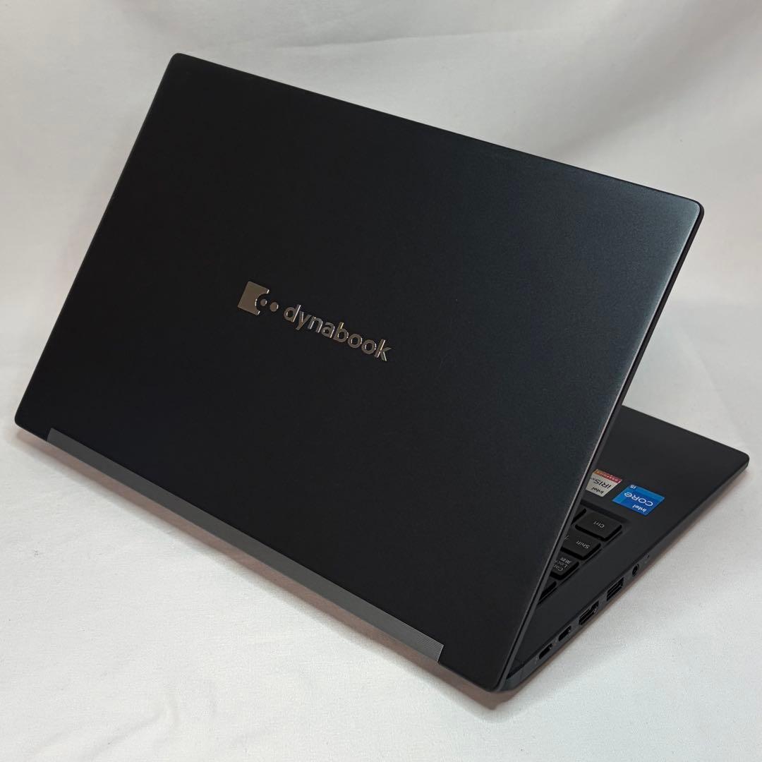 美品 dynabook G83/HV 11世代 i5 16GB FHD オフィス