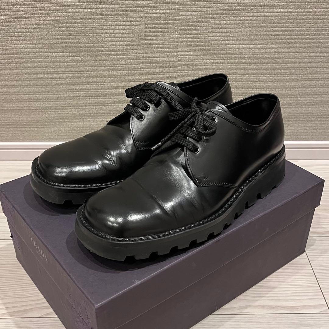 靴 PRADA / Square Toe Leather Derbies