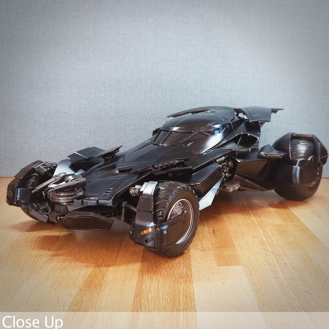 喜玩社 バットモービル 1/12 塗装済み完成品