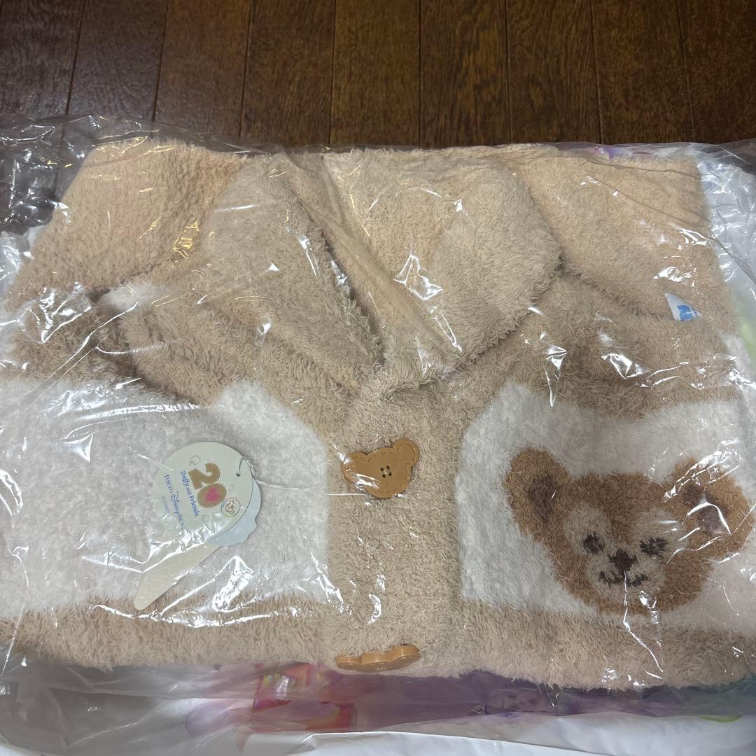 ダッフィーがデザインされたgelato piqueカーディガン