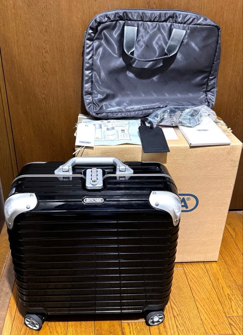 Rimowa リモワ　4輪　ビジネストロリー　リンボ　Limbo 28L