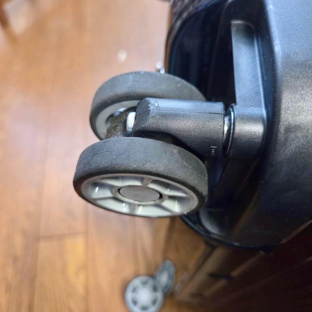 Rimowa リモワ　4輪　ビジネストロリー　リンボ　Limbo 28L