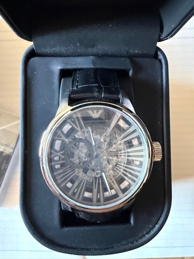 EMPORIO ARMANI スケルトンアナログ腕時計