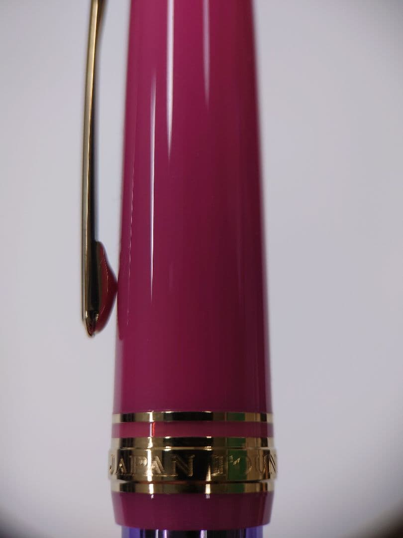 未使用　セーラー万年筆　海外モデル　万葉ペン 「Rabbit Ear Iris」