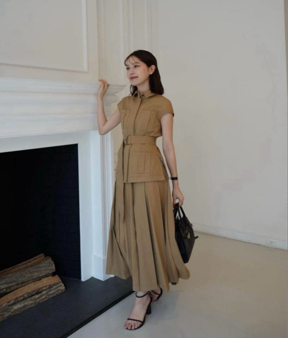 【新品未使用】L’aube Blancローブブラン ワイドプリーツスカート