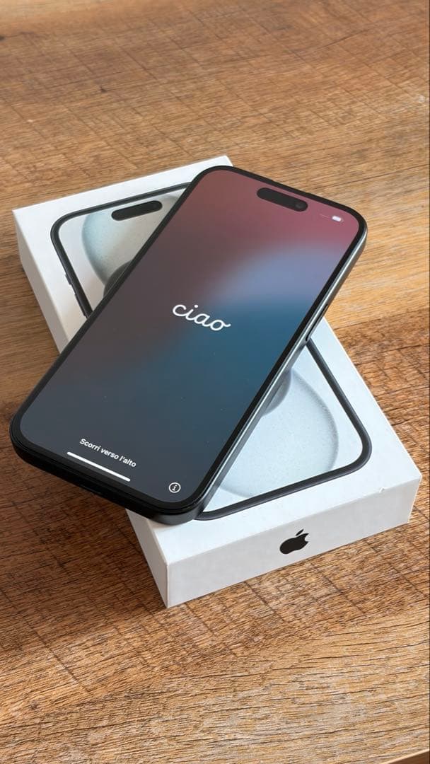 iPhone 15 256GB SIMフリー