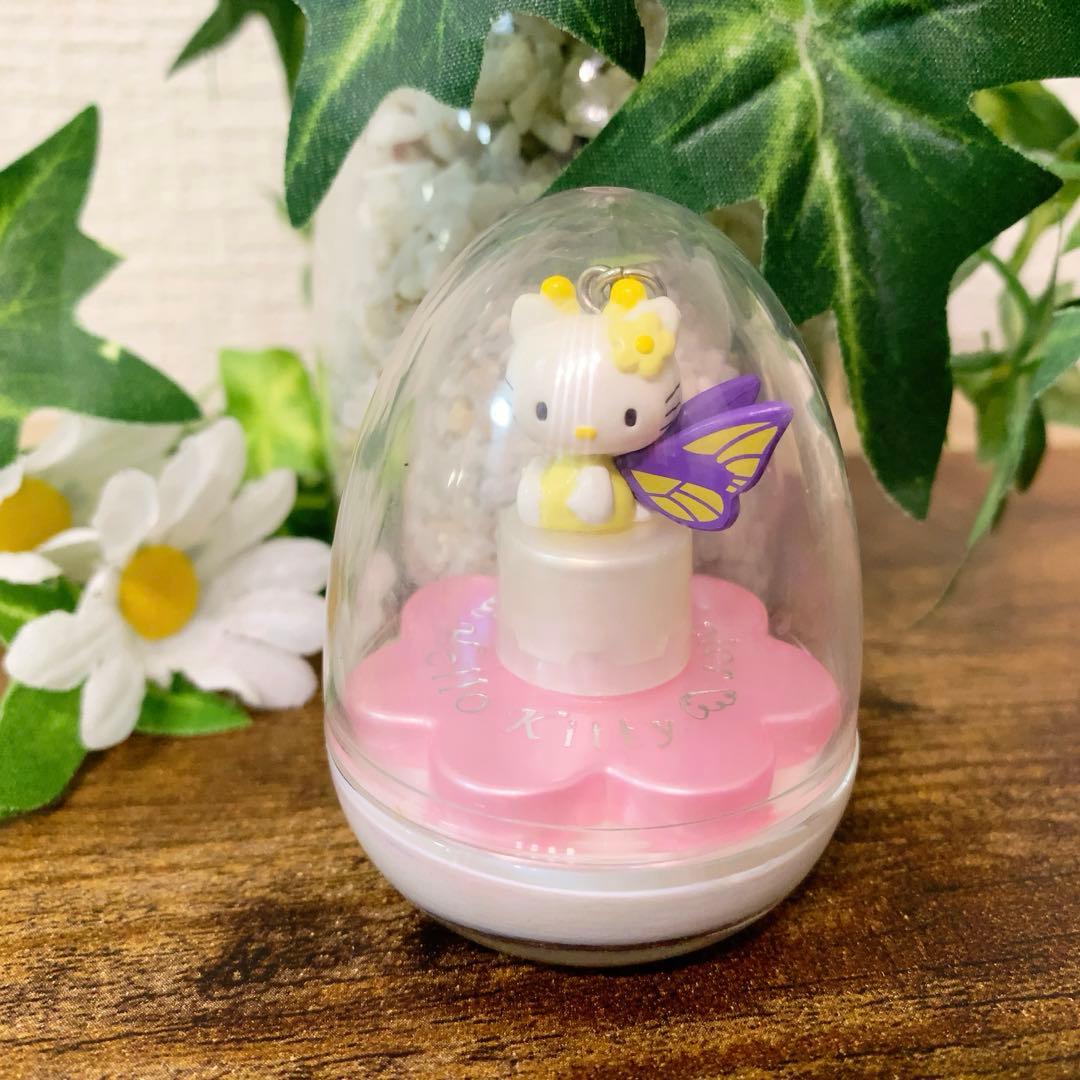 ⭐︎希少⭐︎ハローキティ ネイルカラー　コスメ　マニキュア　マスコット　蝶　当時物