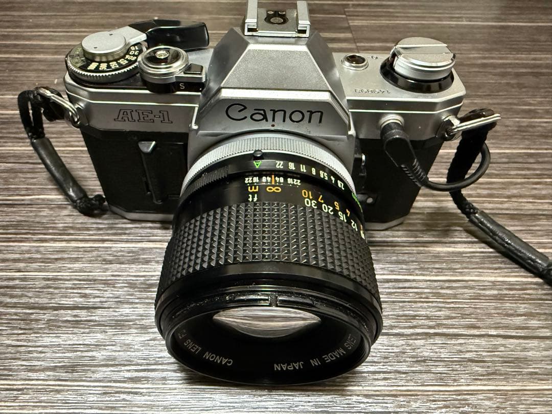 Canon AE-1 フィルム一眼レフカメラ