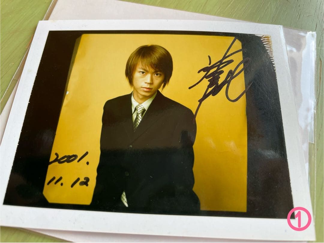 氷川きよし 直筆サイン入りポラロイド写真 ①