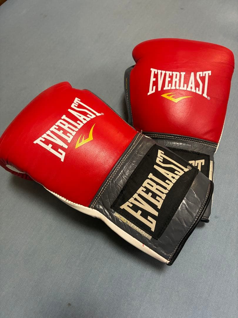 週末限定値下げ！EVERLAST POWERLOCK ボクシンググローブ16oz