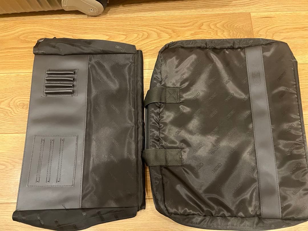 TOPAS TITANIUMリモワトパーズ チタニウム28L 2輪スーツケース