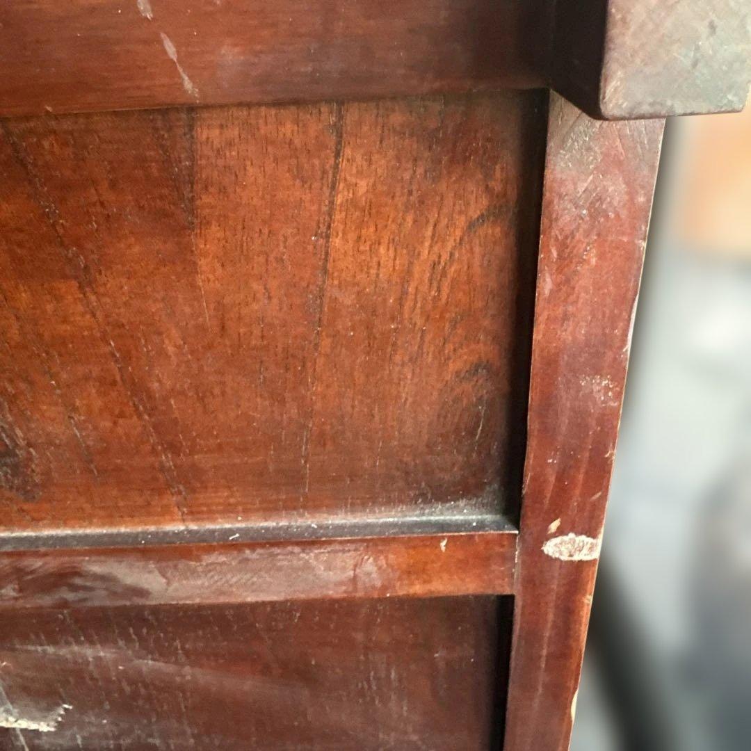 アンティーク木製タンス ドラゴン彫刻付き　車ダンス