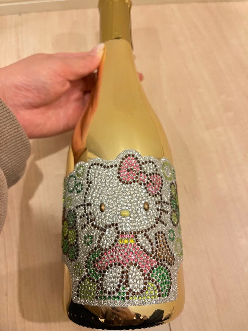 キティちゃんレアシャンパン鑑賞用