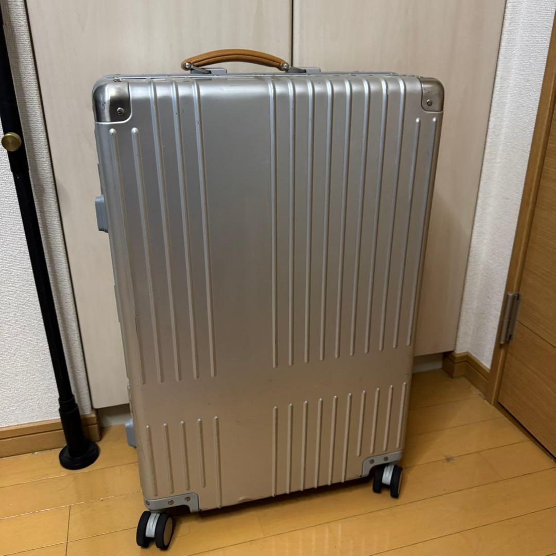 イノベーター アルミスーツケース　Mサイズ(70L)