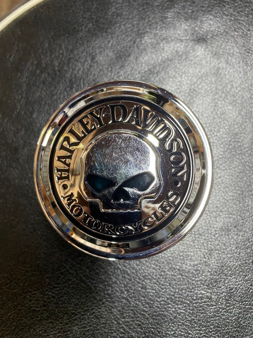 ハーレータンクキャップ