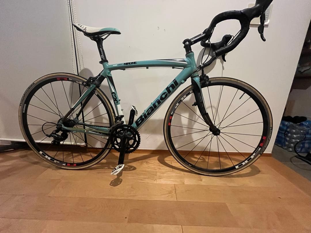 シーザリオ　Bianchi Nirone ロードバイク 水色