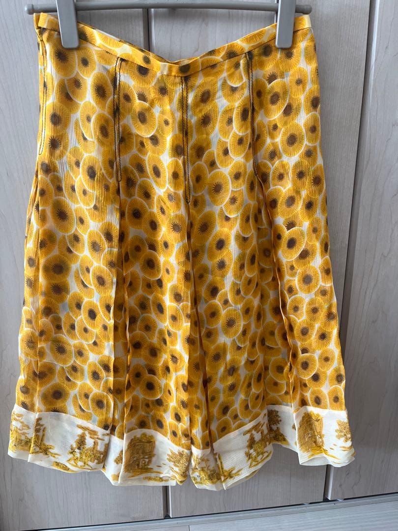 HERMÈS ひまわり柄 イエロー フレアスカート プリーツスカート 34