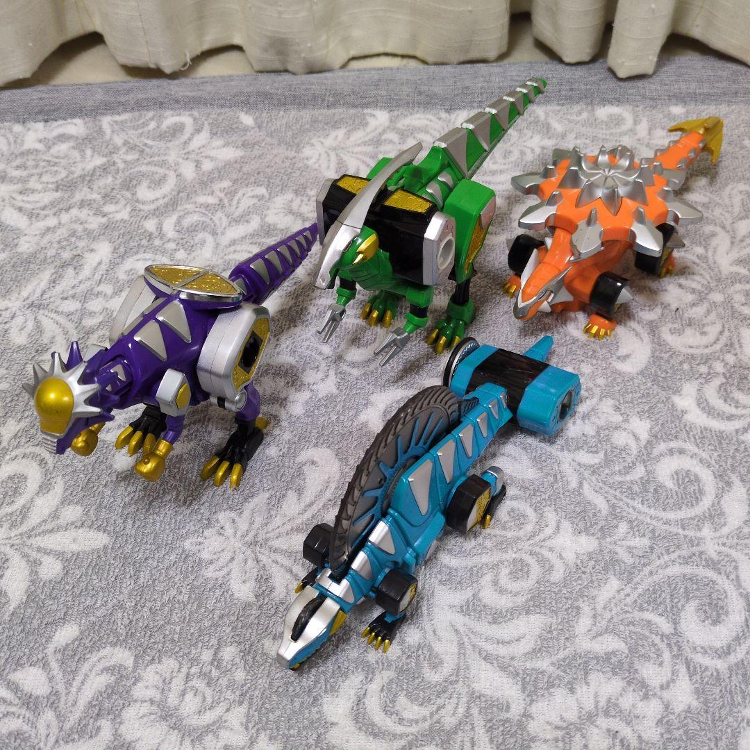 爆竜　爆竜戦隊　アバレンジャー　ロボット　ロボ　ゴジュウジャー　アンキロベイルス