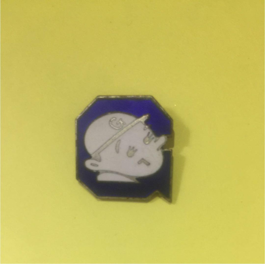 紅梅キャラメル記念バッジ