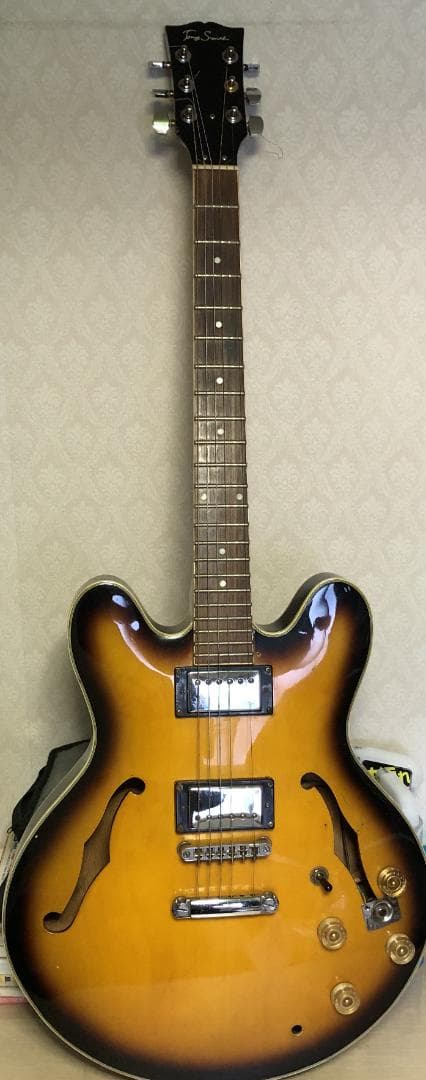 Tony Smith セミアコ 傷あり ソフトケース付属 動作未確認