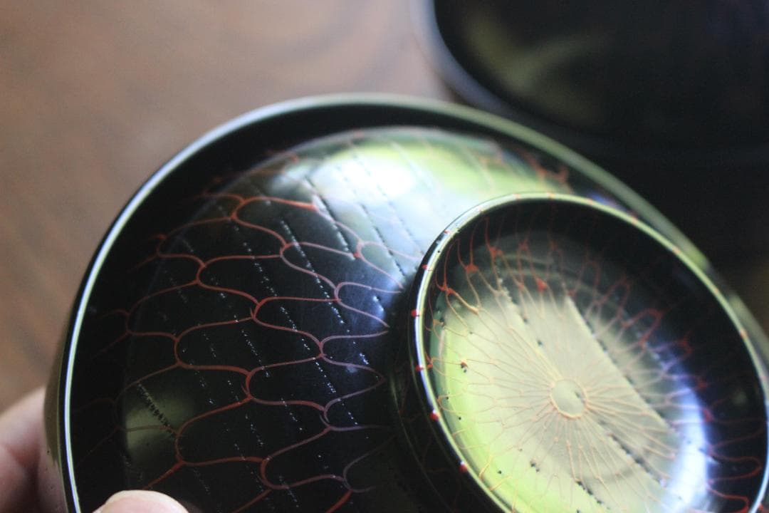 デッドストック！上質黒漆に極上網目蒔絵の映える煮物椀2点（検輪島塗蒔絵椀雑煮椀