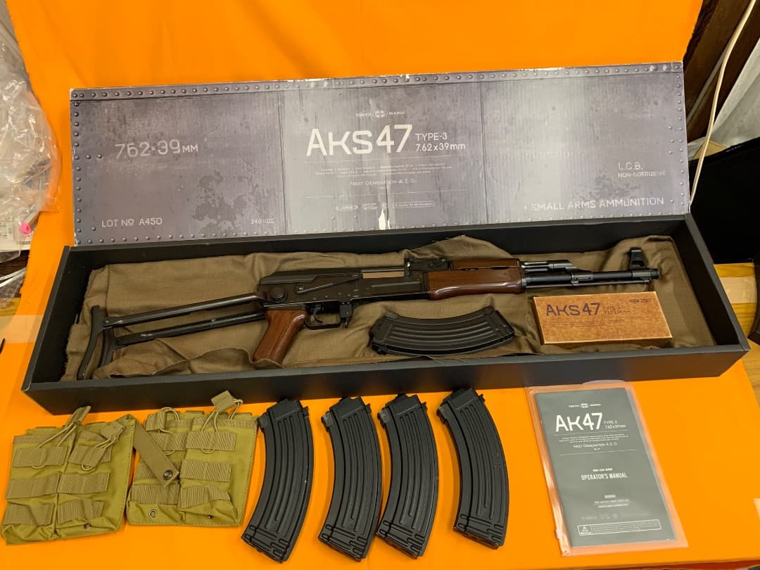 東京マルイ　次世代電動ガンAKS47 マガジン5個とおまけ付き