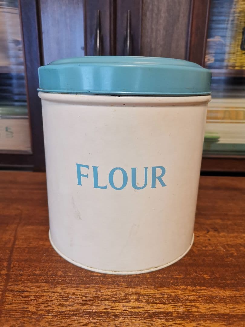 イギリス アンティーク フラワー缶 ホワイト・ブルーｔａｌａ社