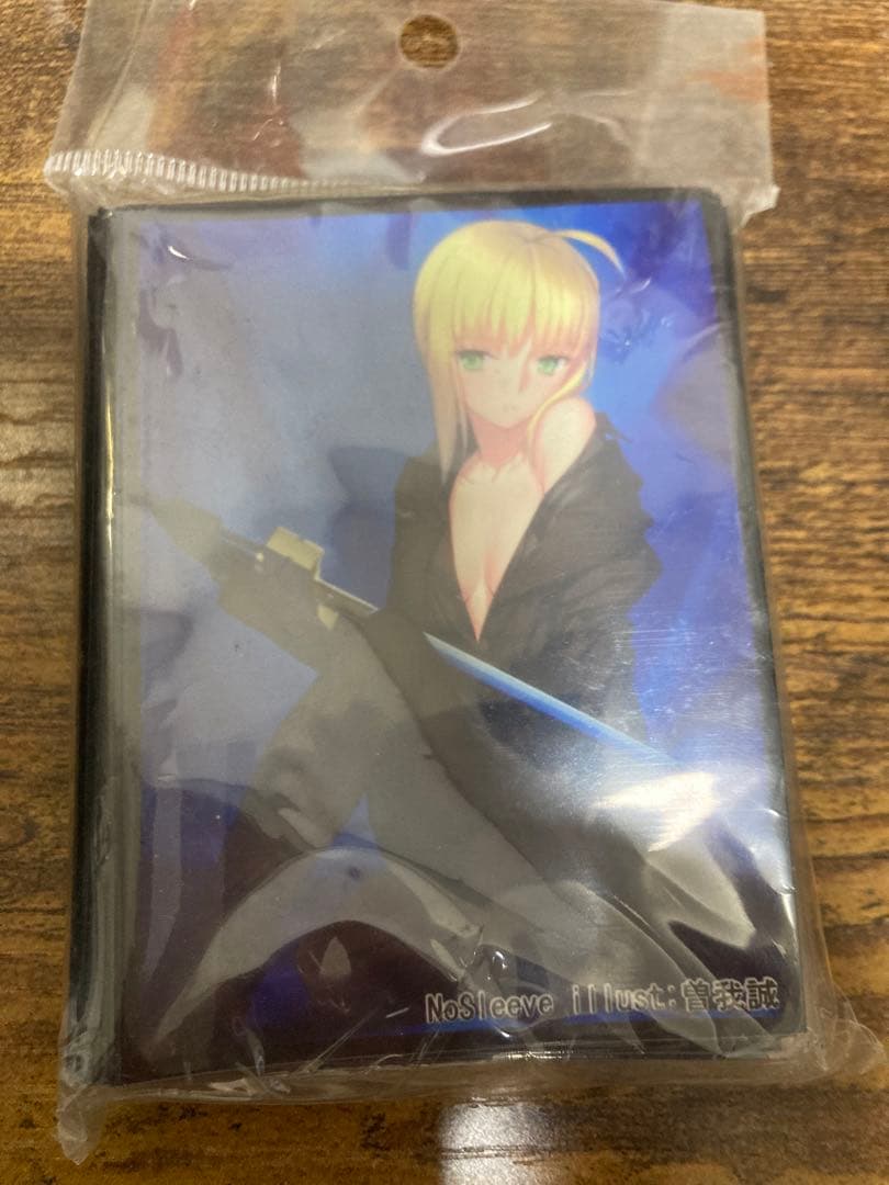 Fate FGO　セイバー 逸遊団 キャラクタースリーブ　デッキシールド