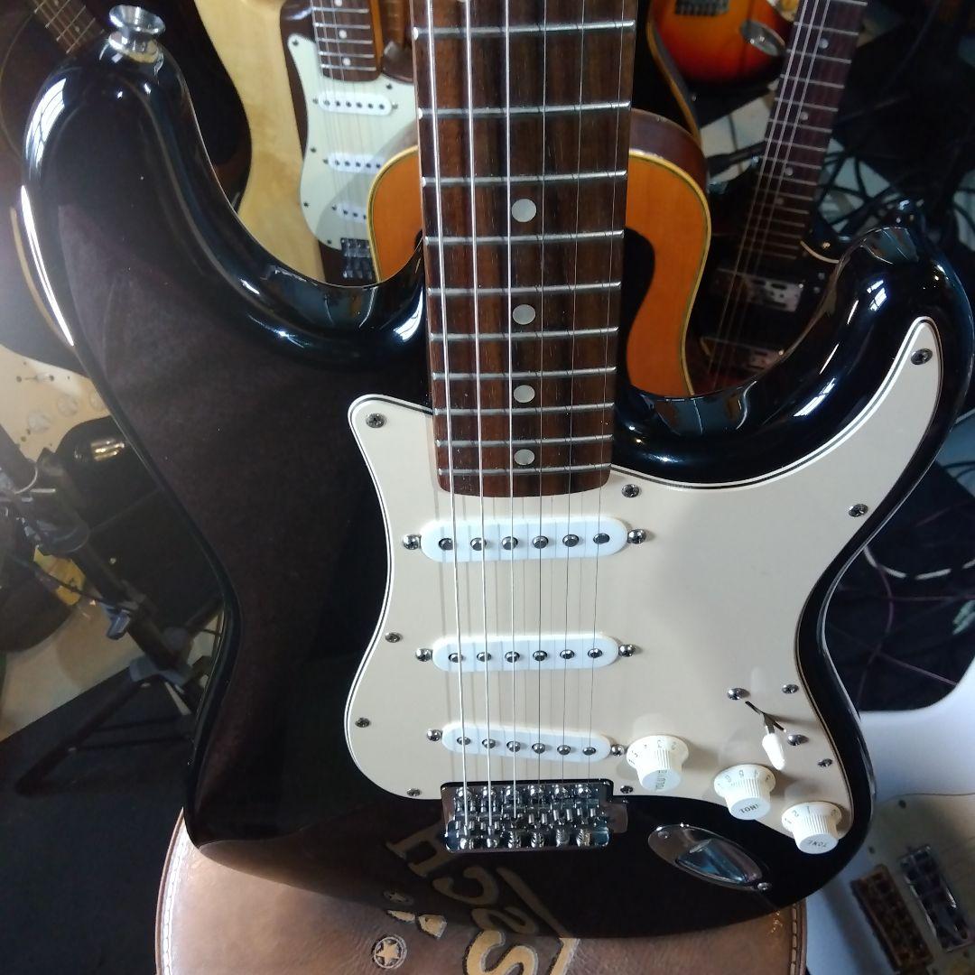 フェンダー、スクワイヤ！ ストラトタイプ…