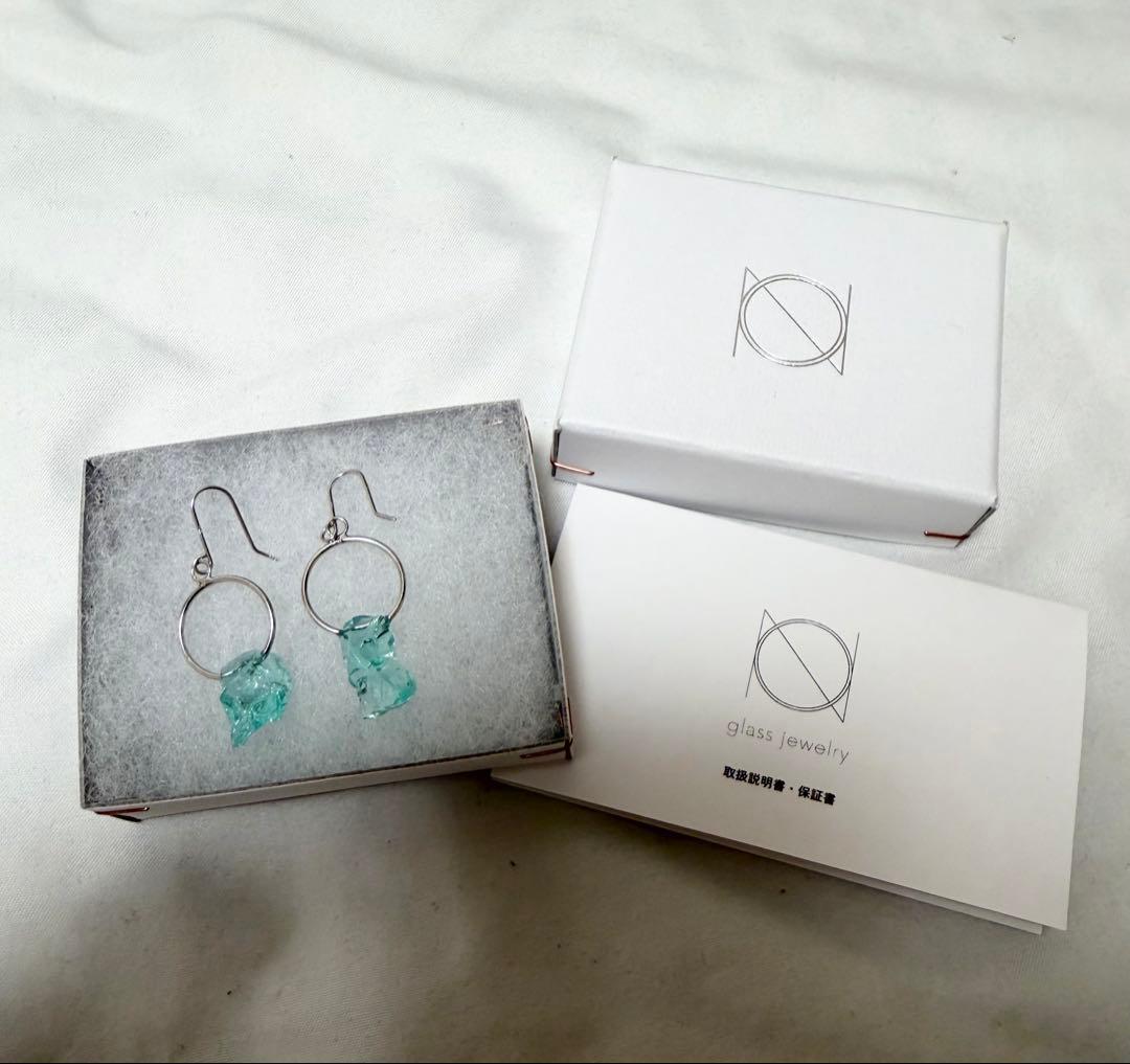 ON glass jewelry FRAGMENT green ピアス