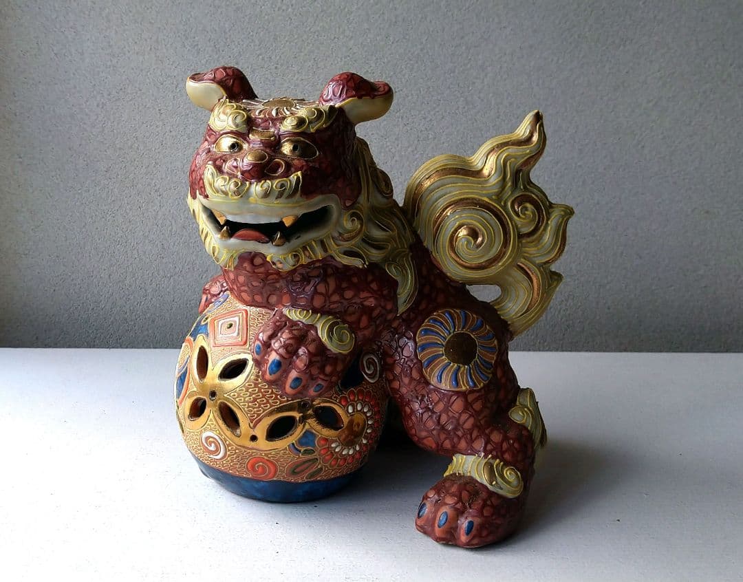 唐獅子    陶器置物  ②