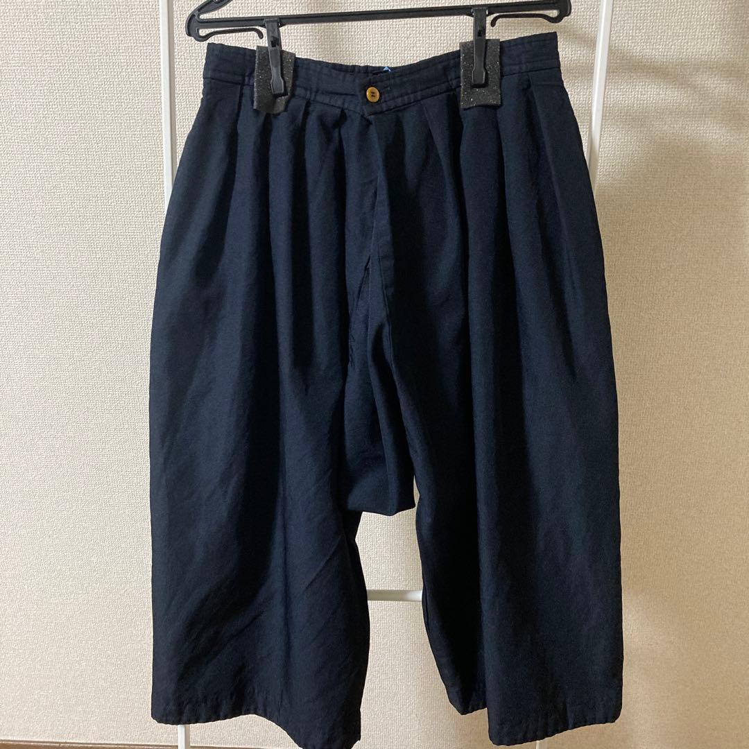 美品コムデギャルソンコムコム　エステル縮絨バルーンサルエル紺