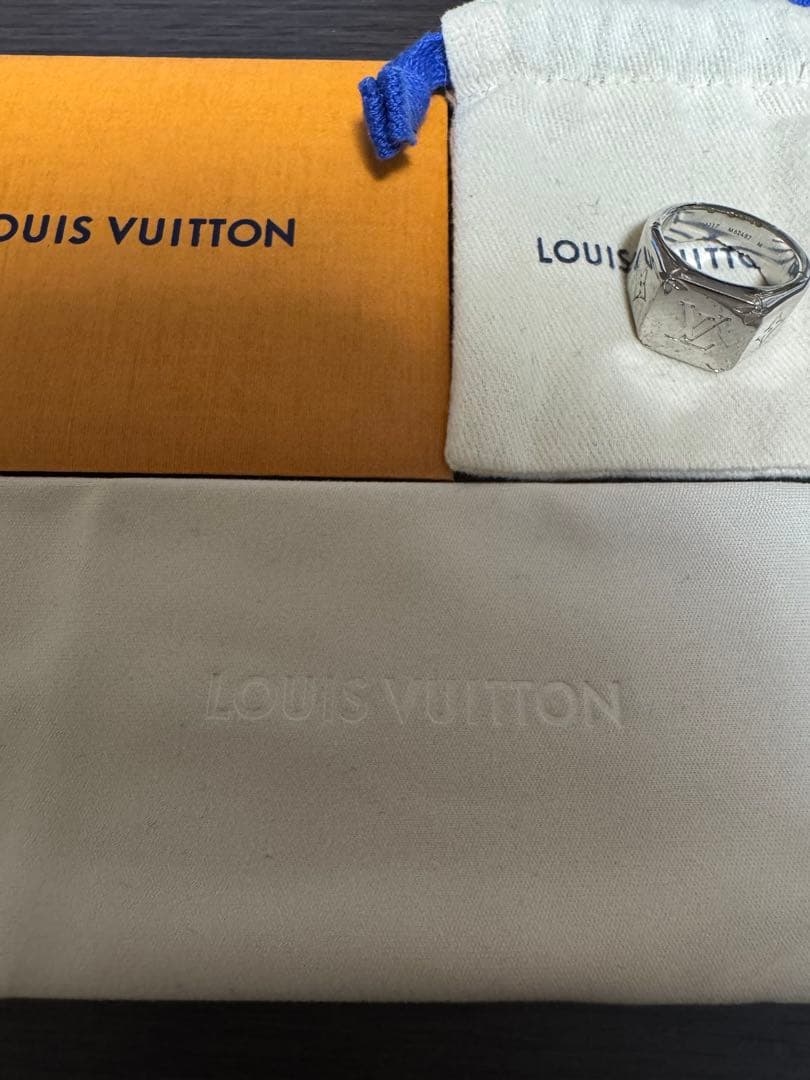 LOUIS VUITTON シグネットリング　モノグラム
