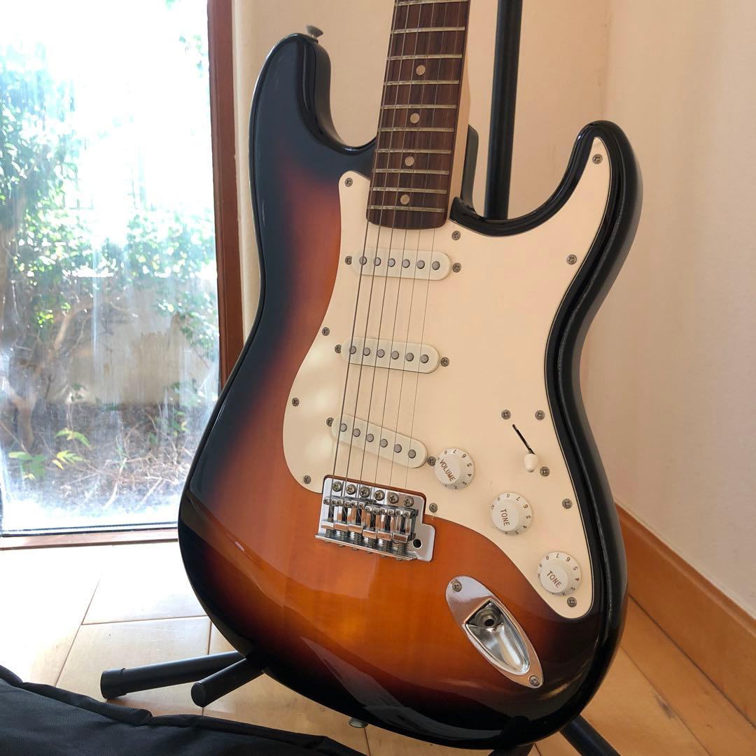 Squier by Fender ストラトキャスター　美品　ラージヘッド