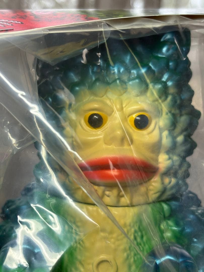 安楽安作製　メディコムトイ　ソフビ　ガラモンの逆襲（β版）