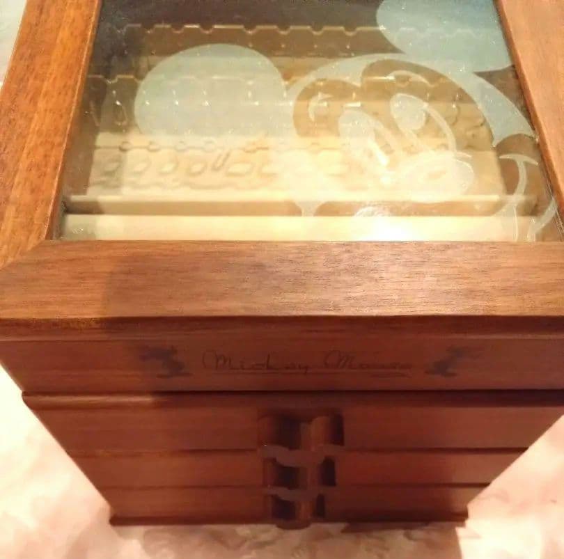 Disney★ミッキーマウス★木製３段アクセサリーケース