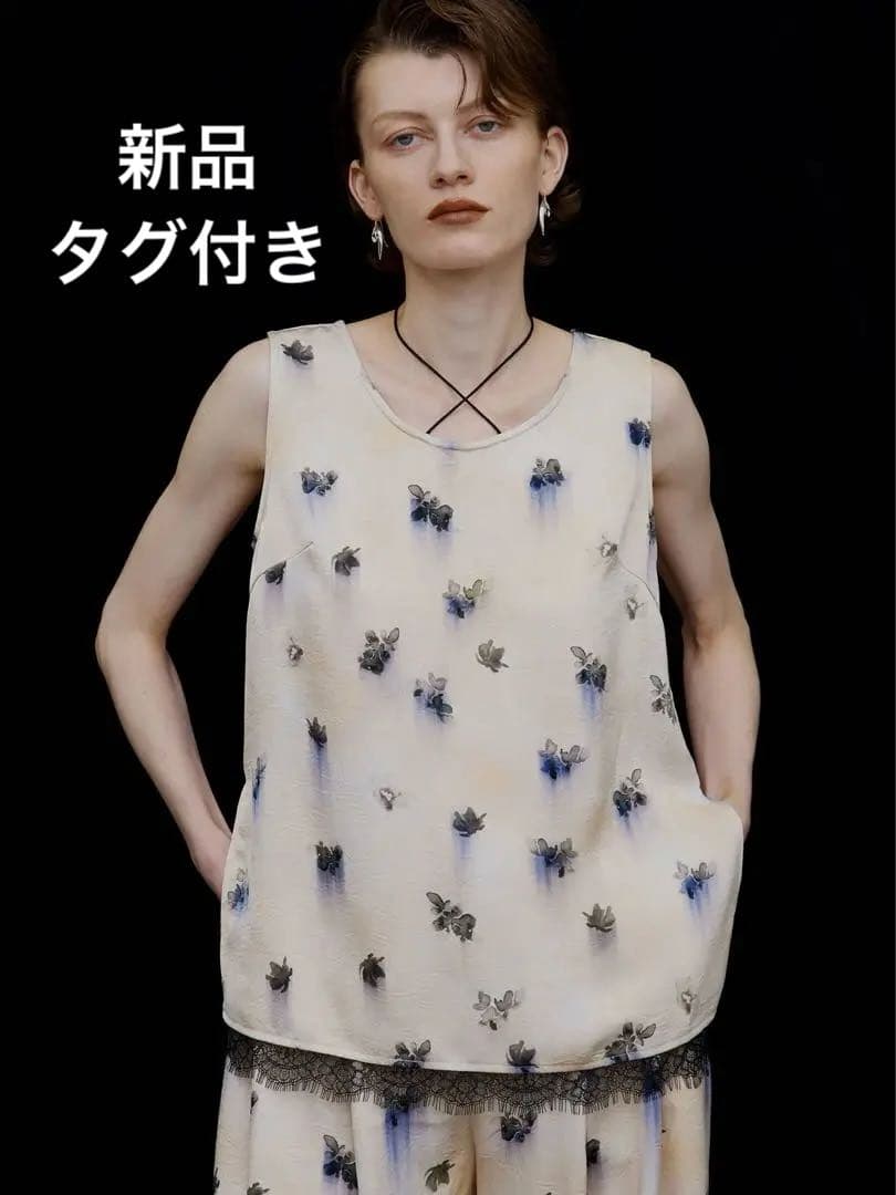 【新品タグ付き】Ameri CLARA SATIN TANK TOP