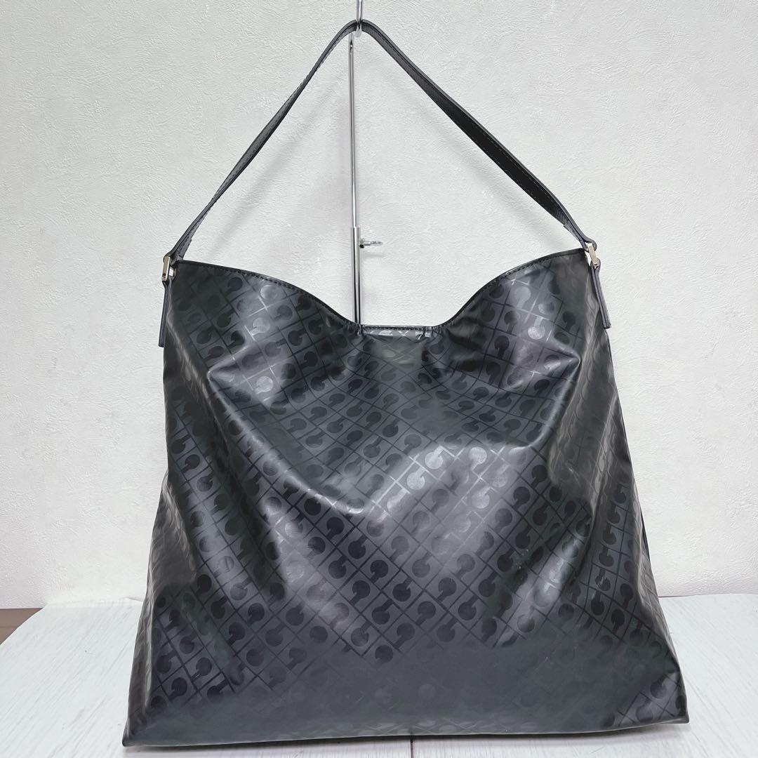 GHERARDINI ソフティ 総柄 黒 ワンショルダーバッグ 大容量