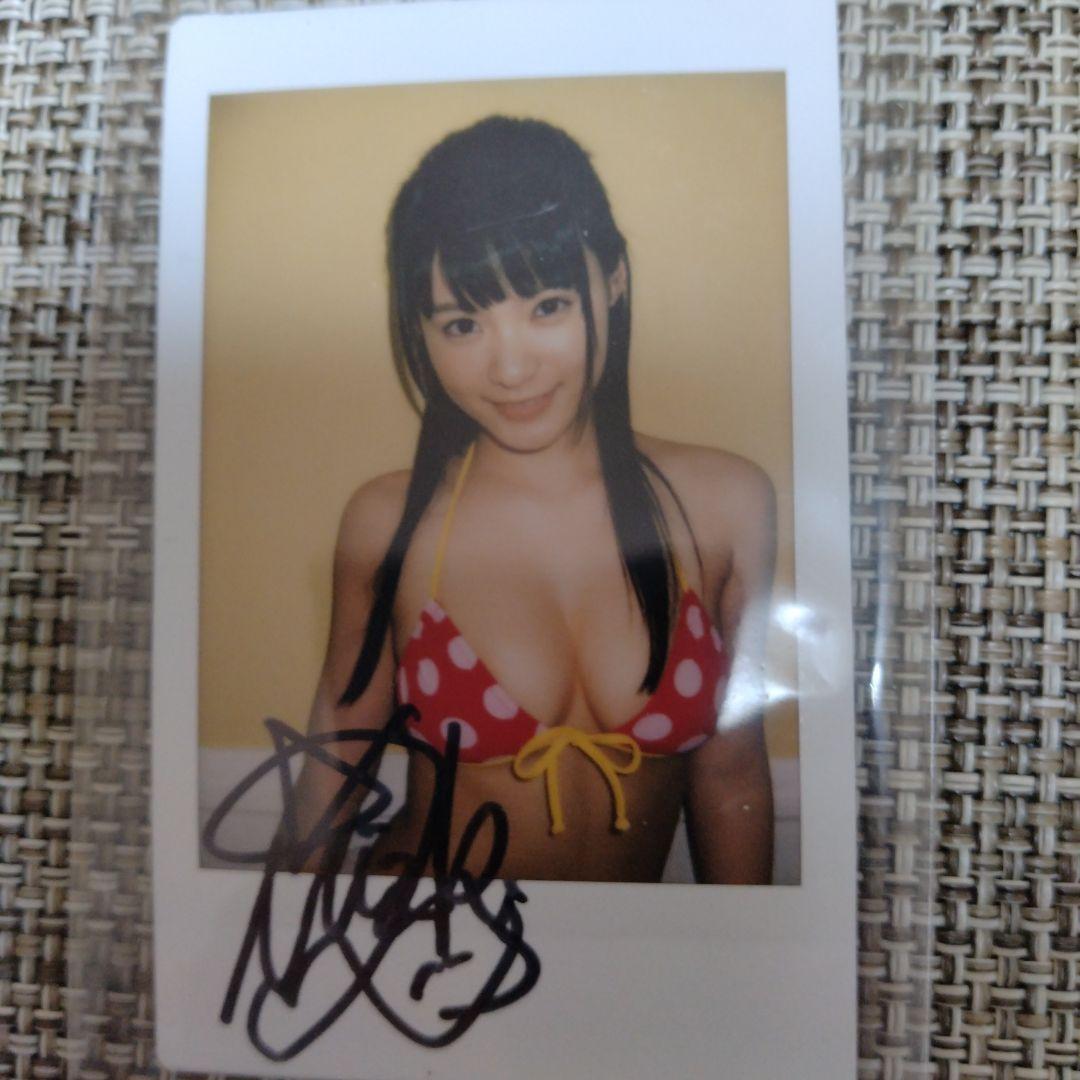 星名美津紀 サイン入りチェキ赤 水着