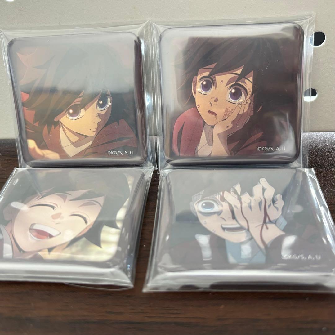 鬼滅の刃 柱稽古編 繋がるスクエア缶バッジ 義勇の羽織